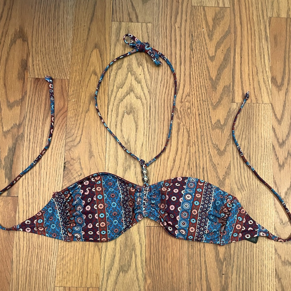 Multicolored bikini top